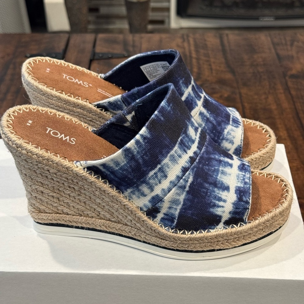 TOMS Monica Espadrille Wedge Sandal (NWOT)